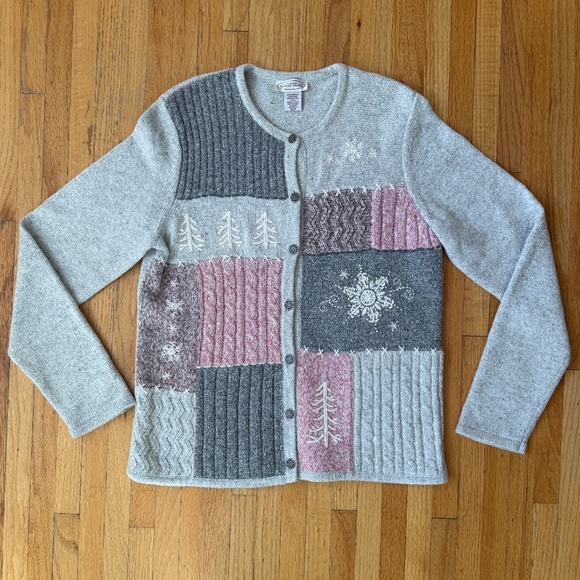 Cozy Patchwork Holiday Christmas Knit Sweater Cardigan – Soft Greys & Pinks - Picture 4 of 7